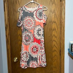 Women’s multi colored cold shoulder dress size medium